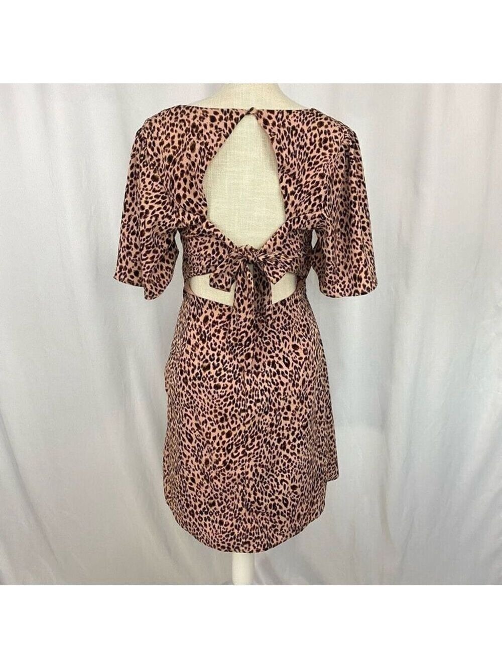 4SI3NNA Hasmik Leopard-Print Tie-Waist Mini Dress Women’s Large - Picture 5 of 15
